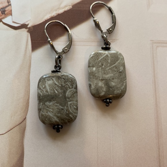 Variegated Grey/White Polished Stone Earrings - Picture 2 of 8
